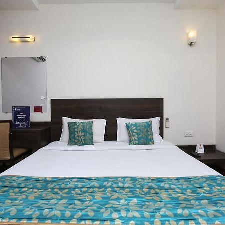 Oyo 4940 Hotel Sea Rock Rāipur Εξωτερικό φωτογραφία