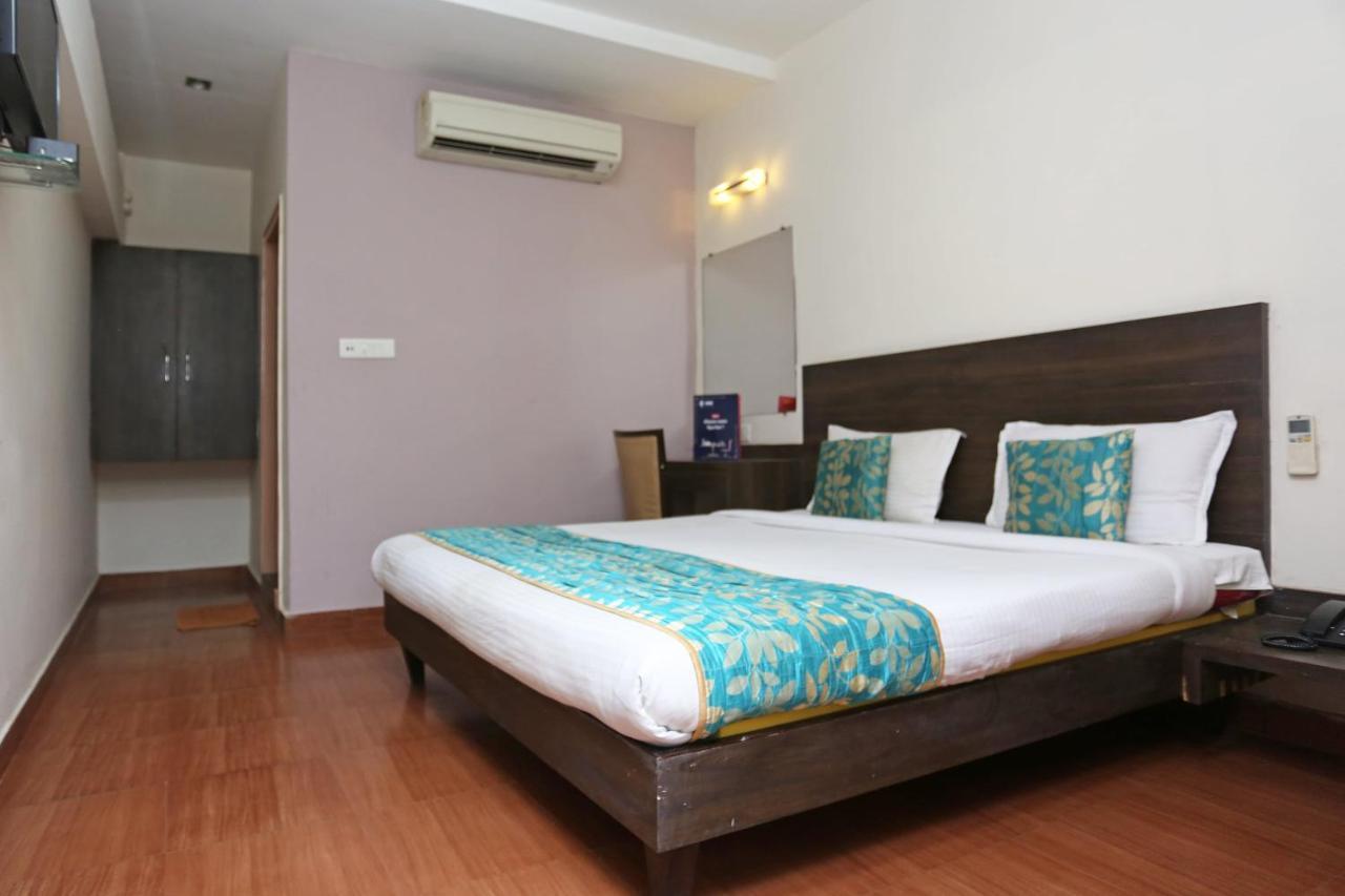 Oyo 4940 Hotel Sea Rock Rāipur Εξωτερικό φωτογραφία