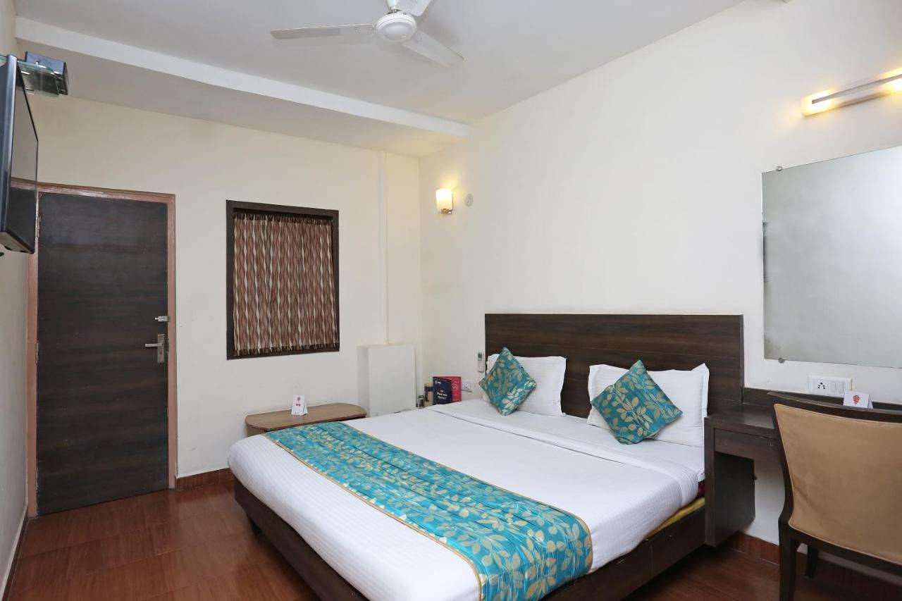 Oyo 4940 Hotel Sea Rock Rāipur Εξωτερικό φωτογραφία